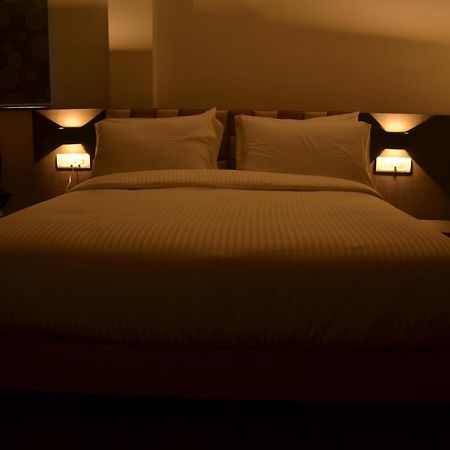 Hotel Aura 실롱 외부 사진