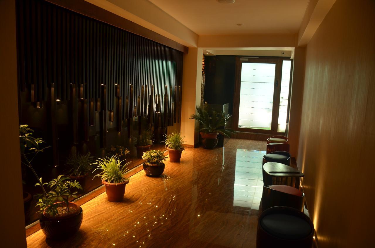 Hotel Aura 실롱 외부 사진